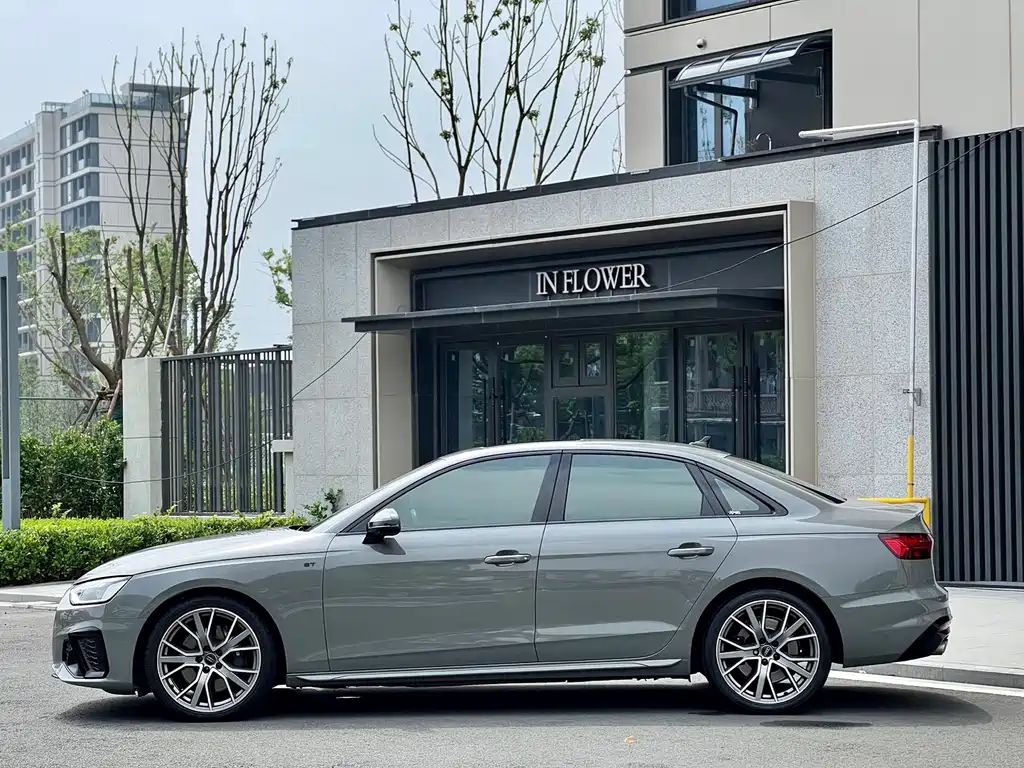 Audi S4 — фото 3