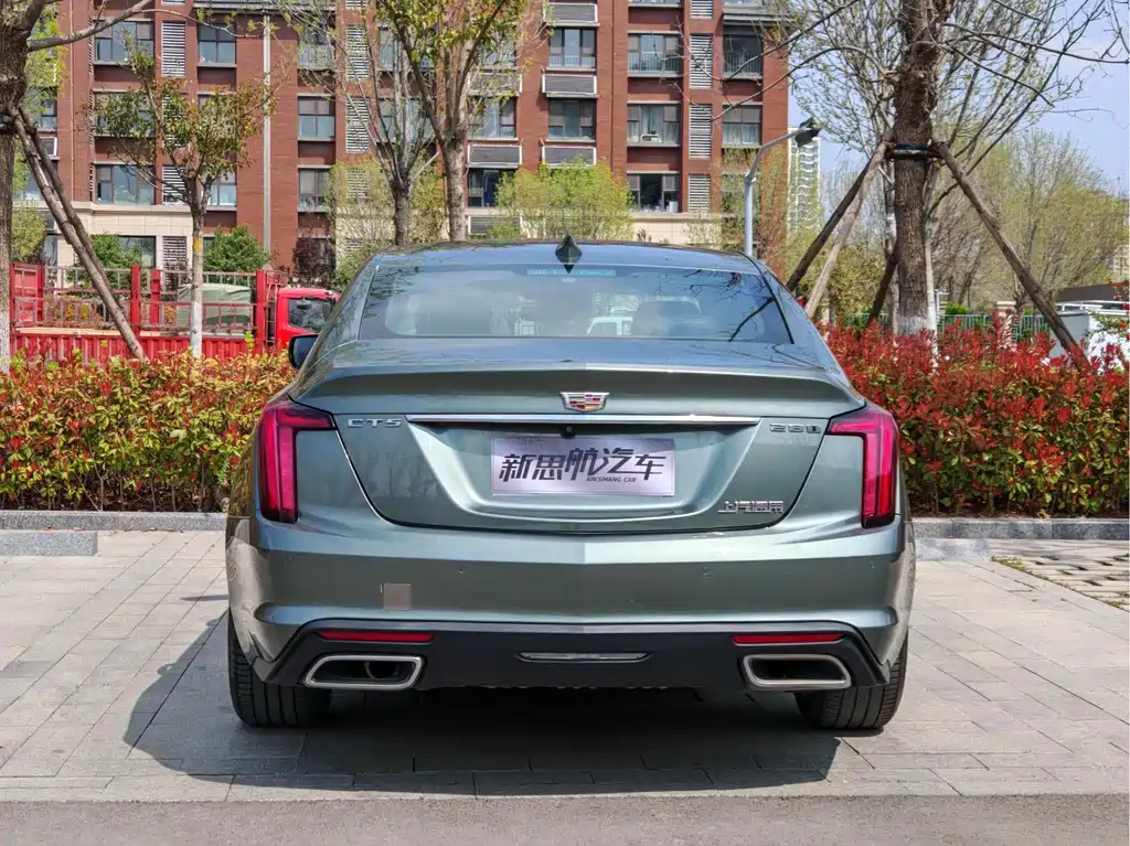 Cadillac CT5 — фото 5