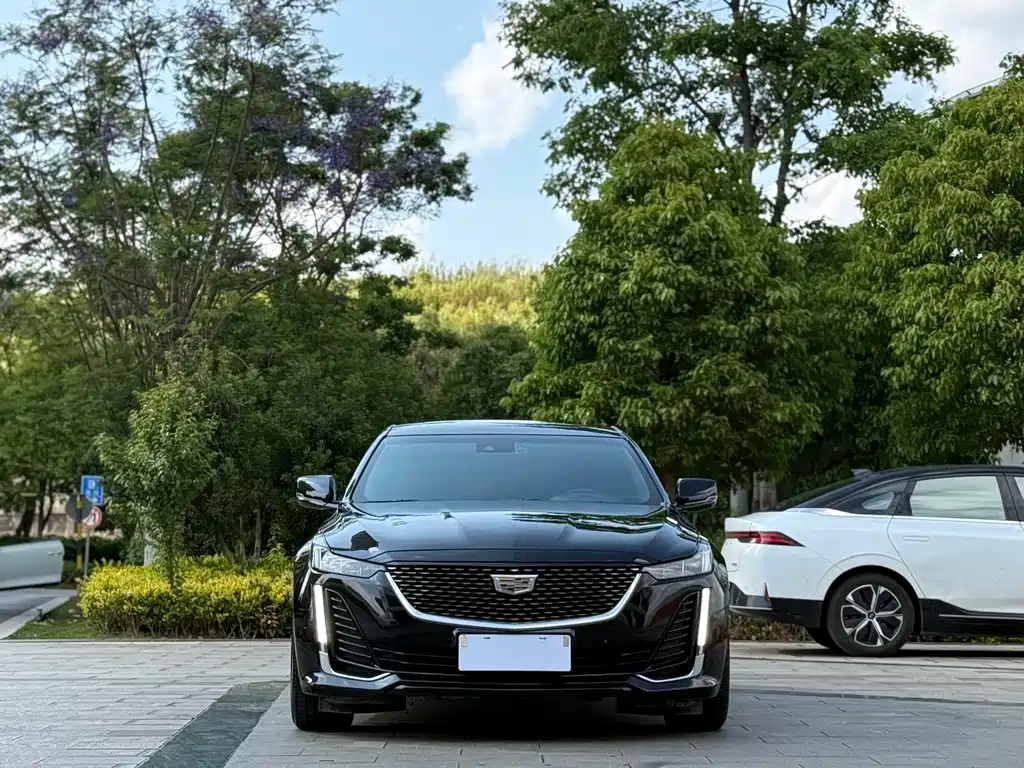 Cadillac CT5 — фото 2