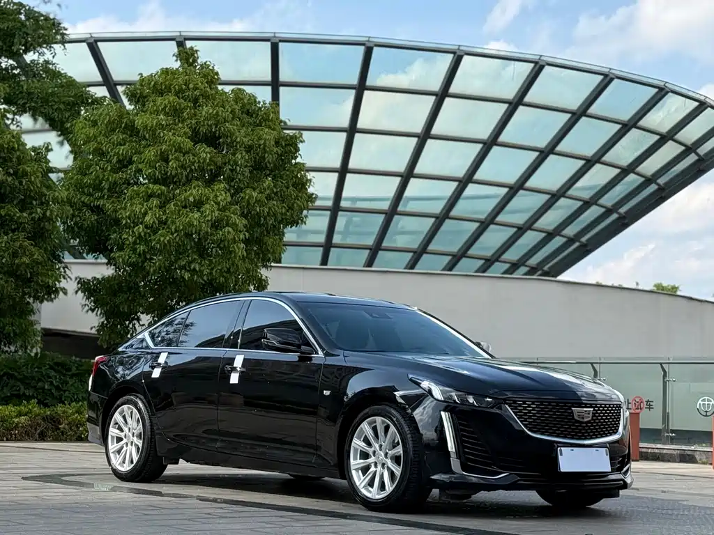 Cadillac CT5 — фото 3