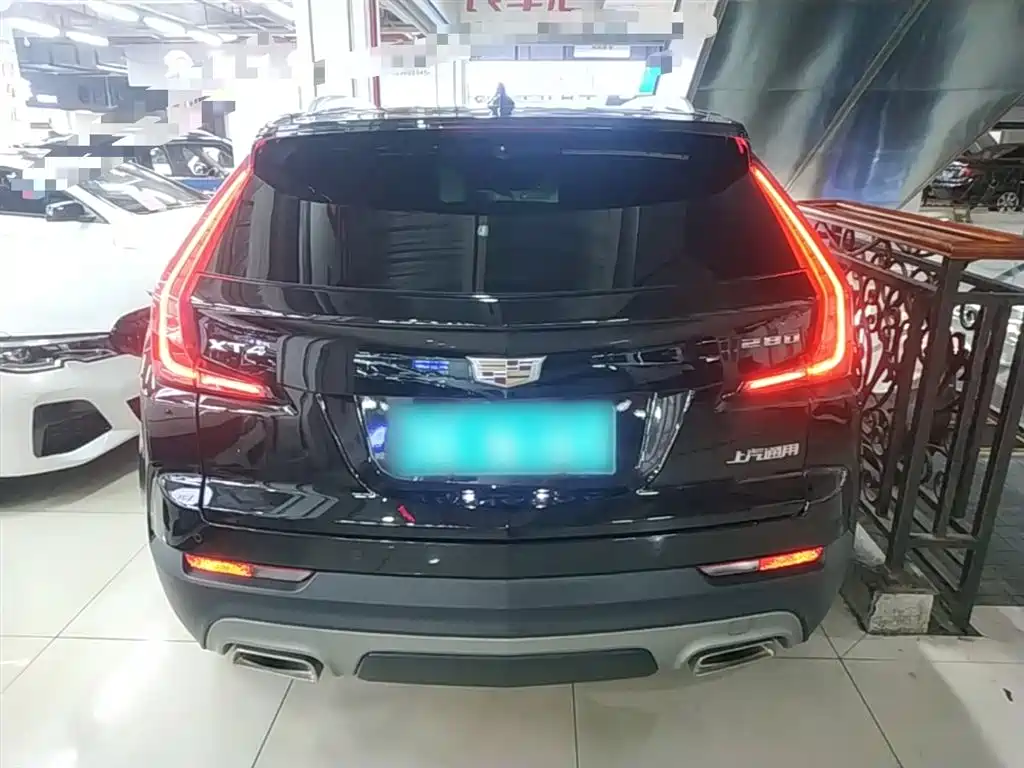 Cadillac XT4 — фото 4