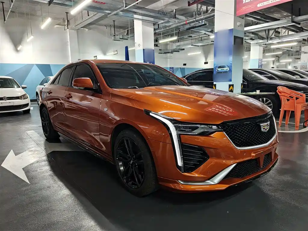 Cadillac CT4 — фото 4