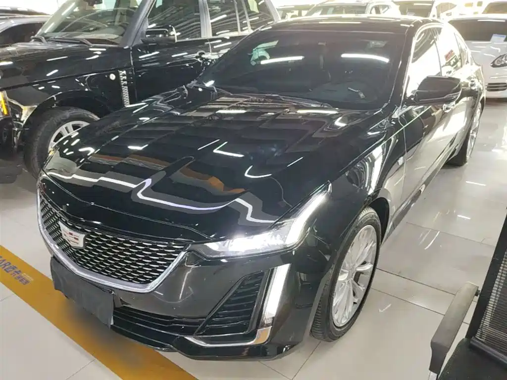 Cadillac CT5 — фото 2