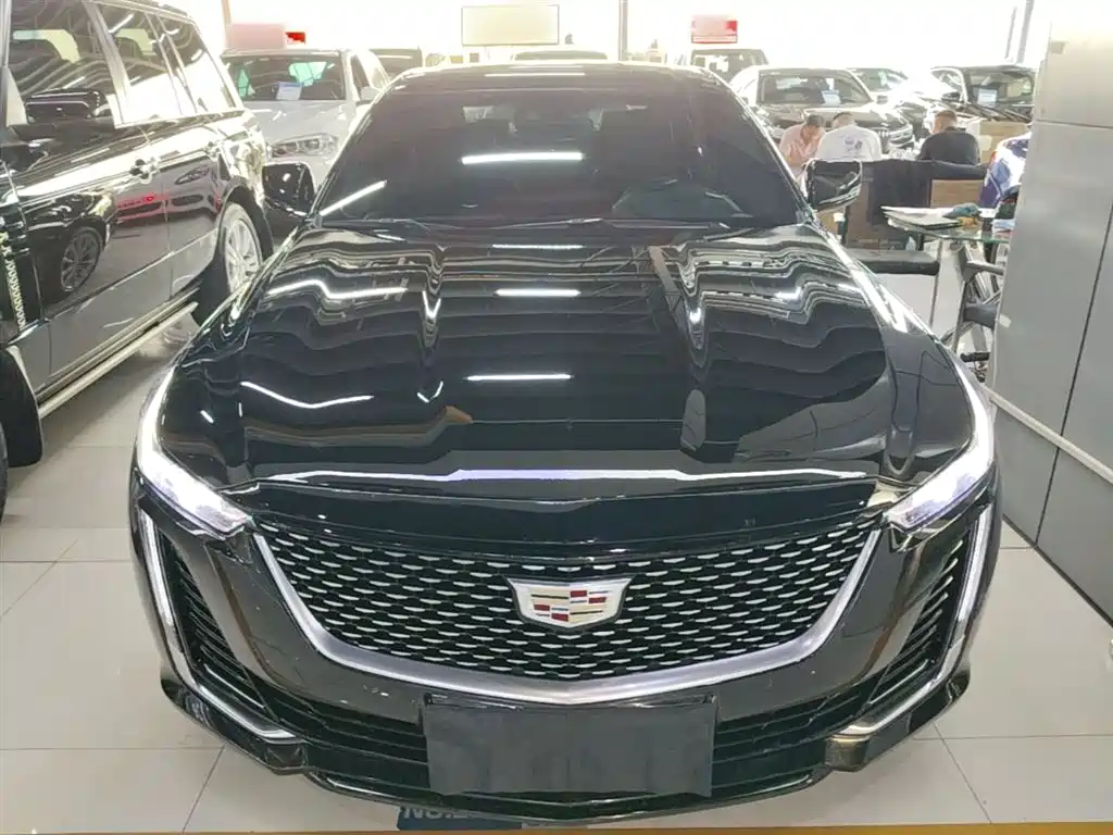 Cadillac CT5 — фото 3