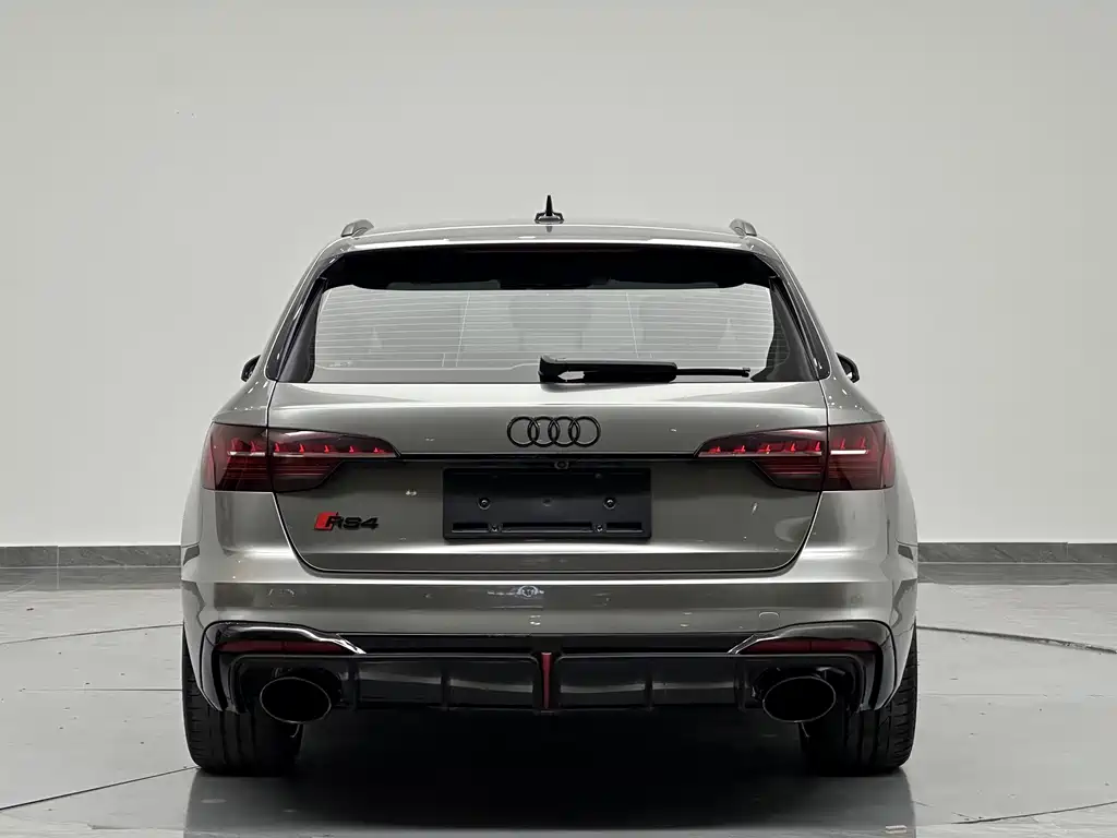 Audi S4 — фото 5