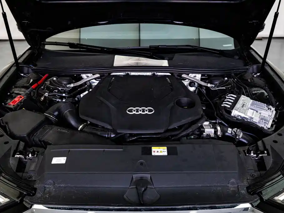Audi A6L — фото 24