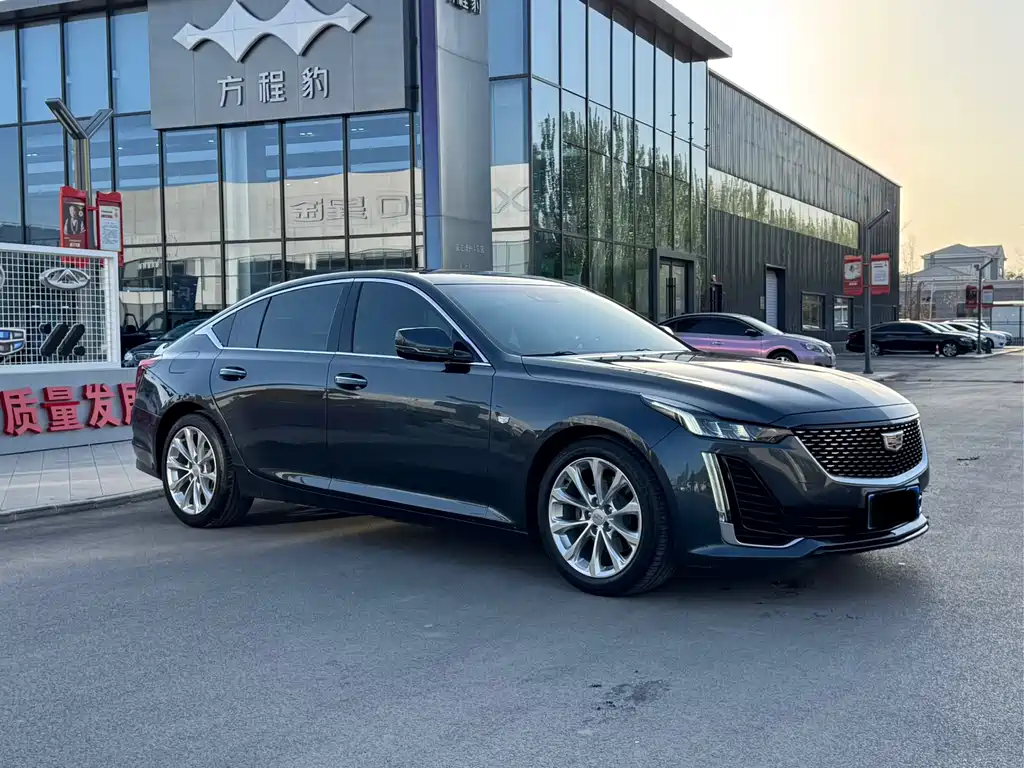 Cadillac CT5 — фото 3