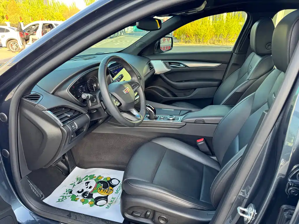 Cadillac CT5 — фото 4
