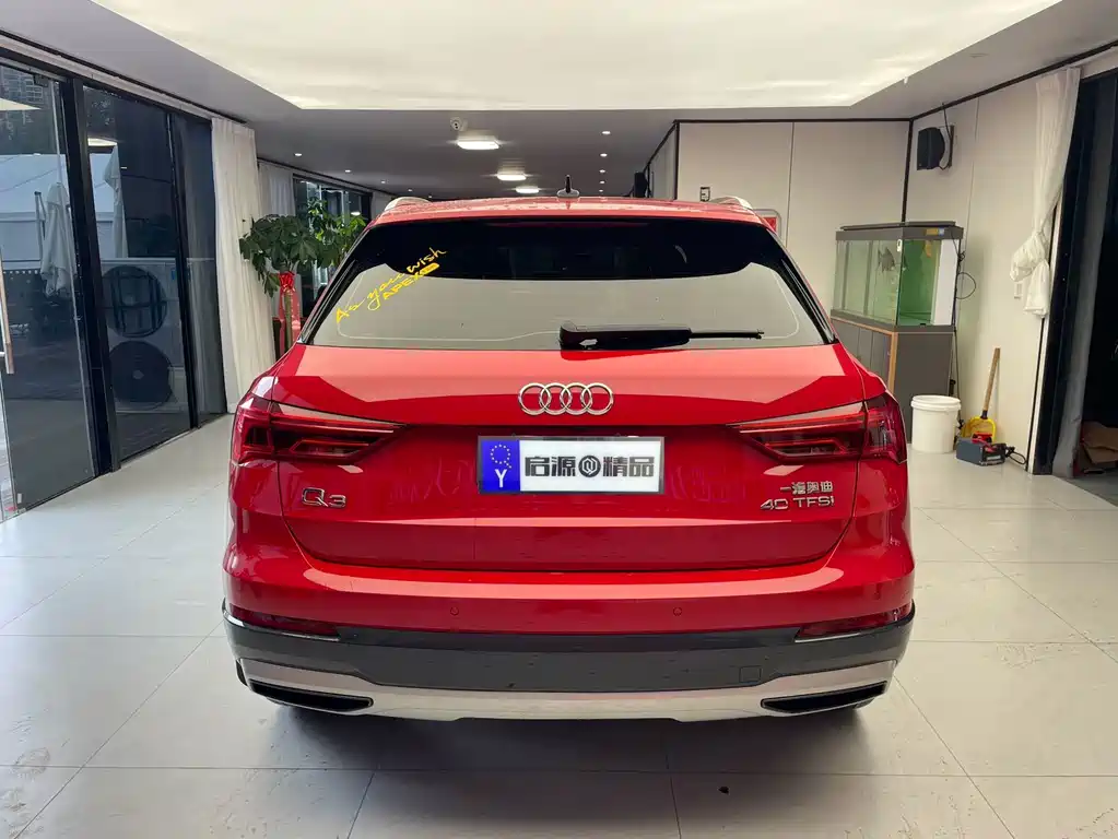 Audi Q3 — фото 4
