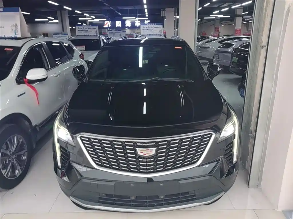 Cadillac XT4 — фото 3