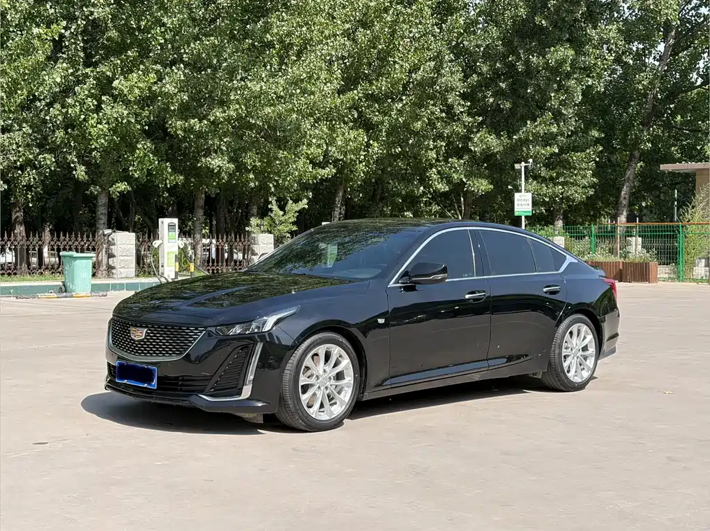 Cadillac CT5 — фото 4