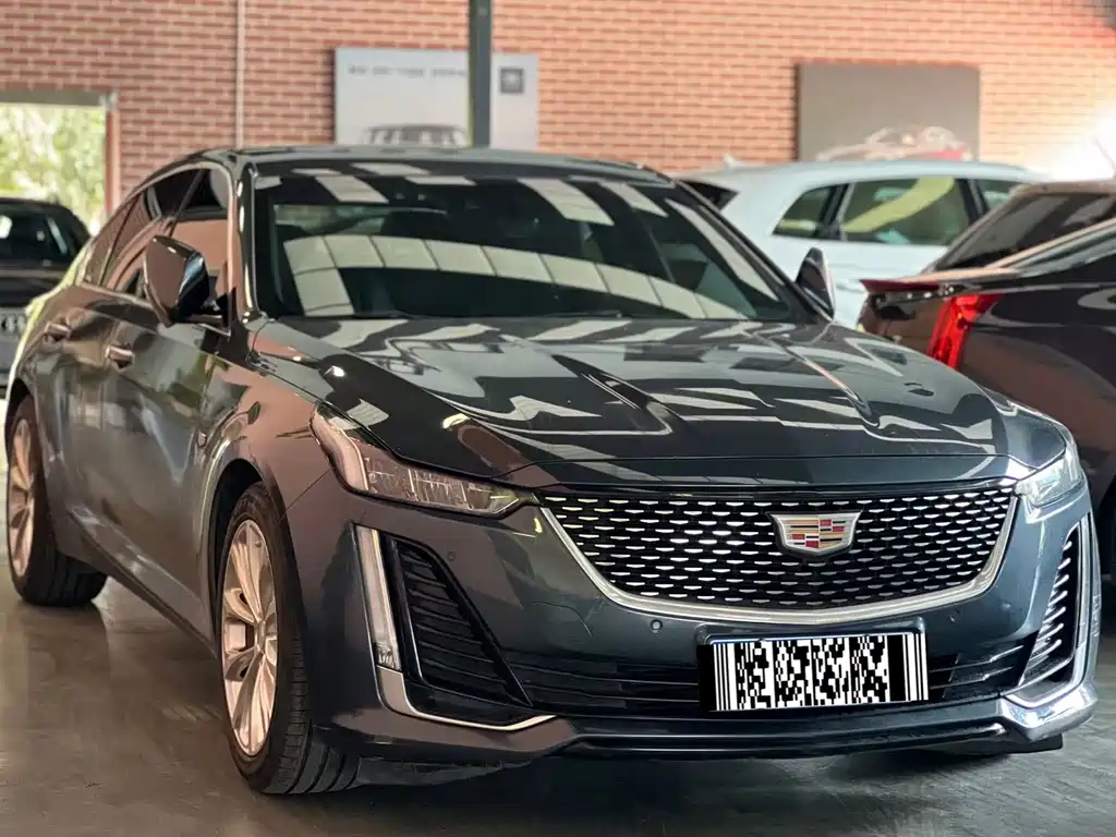 Cadillac CT5 — фото 3