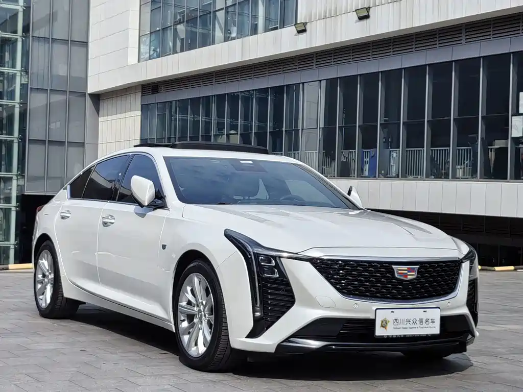Cadillac CT5 — фото 4