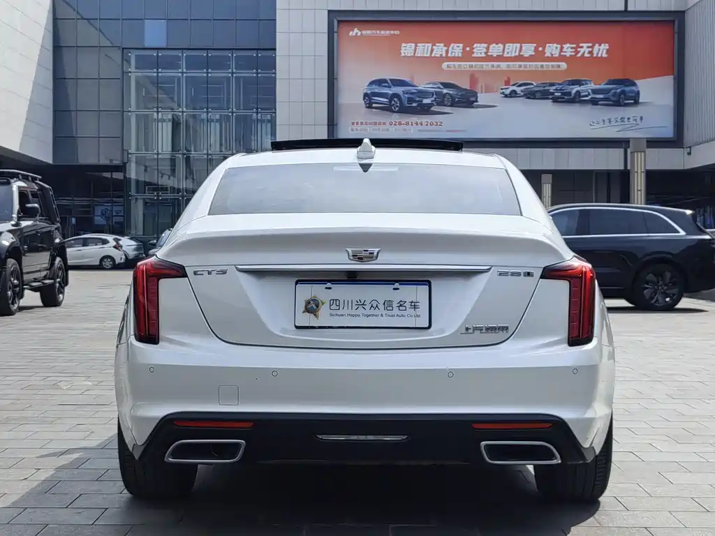 Cadillac CT5 — фото 6