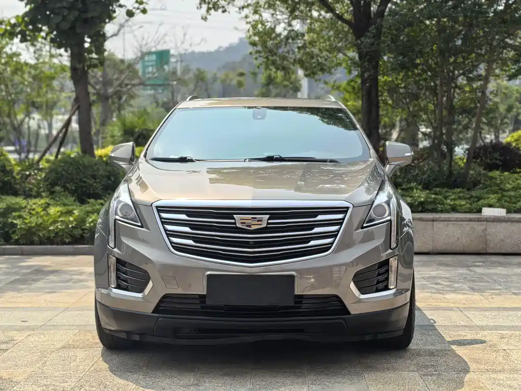 Cadillac XT5 — фото 2