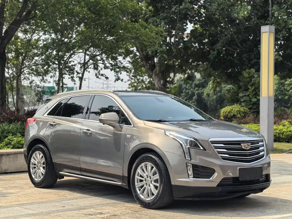 Cadillac XT5 — фото 3