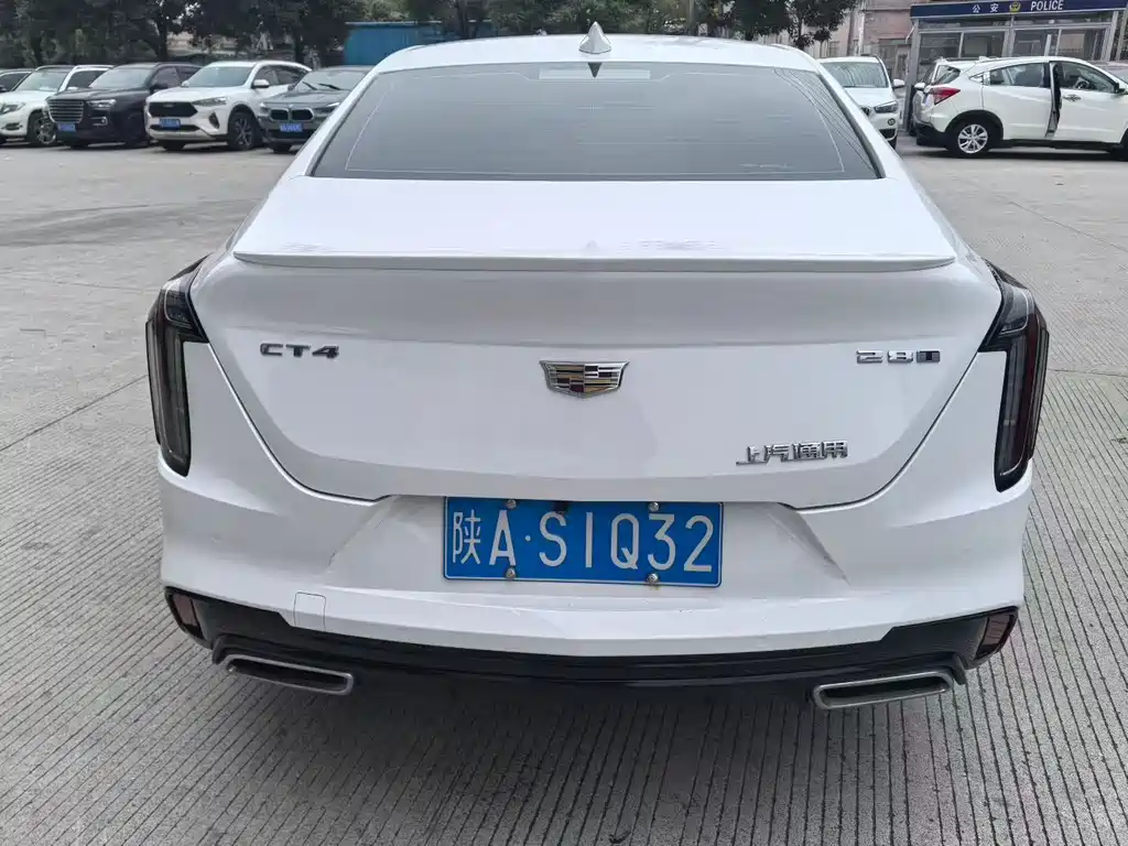 Cadillac CT4 — фото 6
