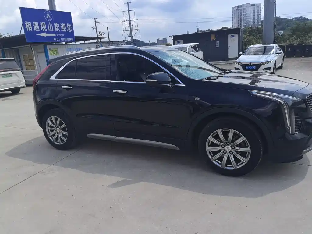 Cadillac XT4 — фото 3