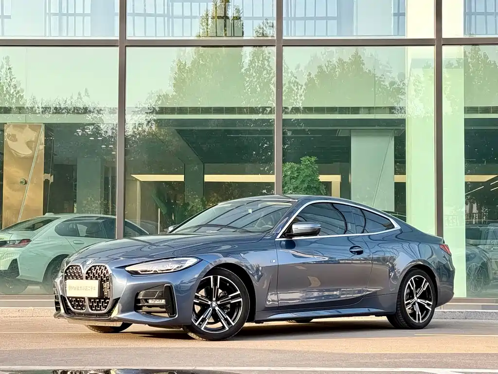 BMW 4 Series — фото 1