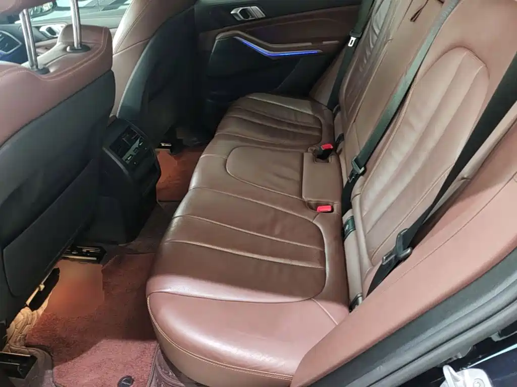 BMW X5 (Import) — фото 16