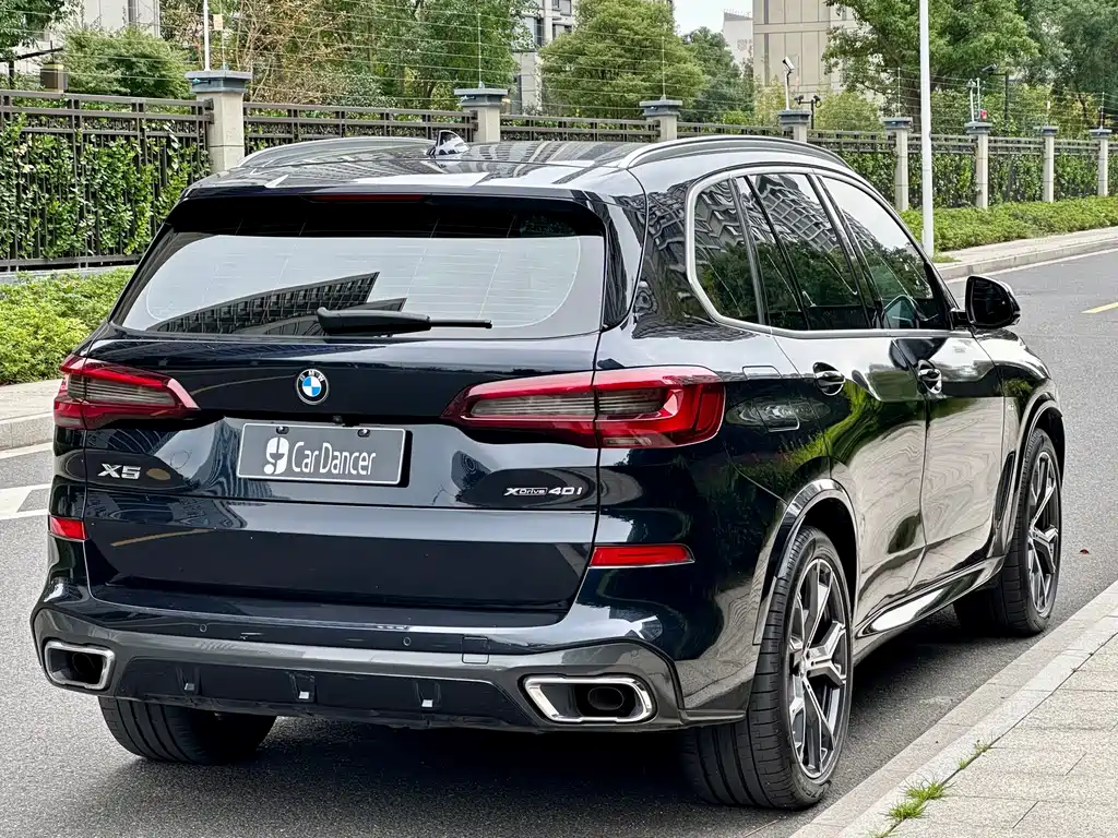 BMW X5 (Import) — фото 5