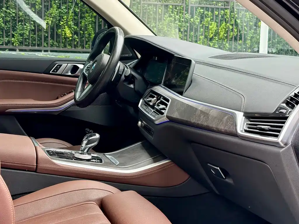 BMW X5 (Import) — фото 10