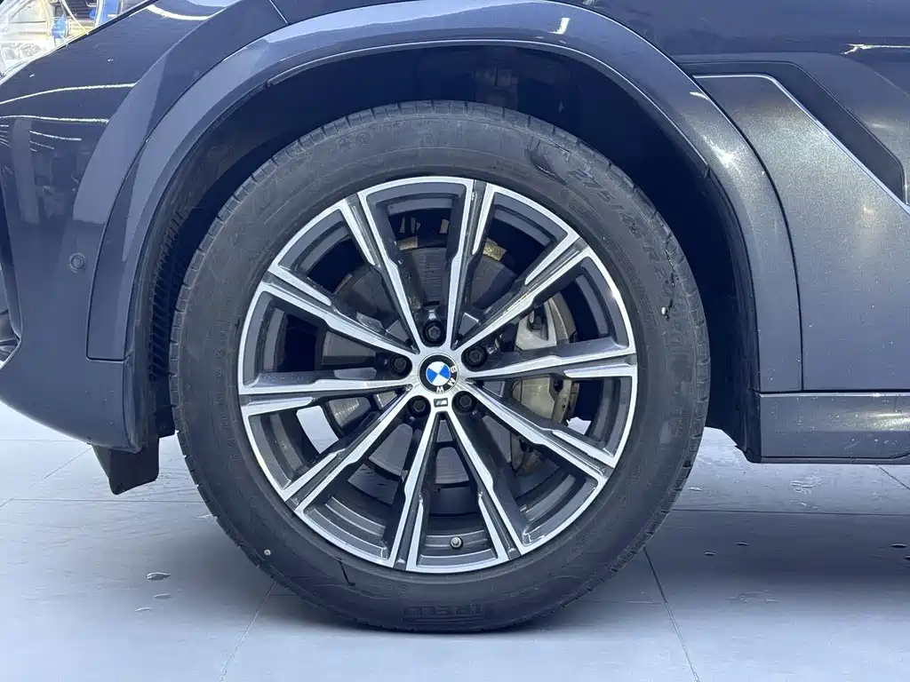 BMW X6 — фото 7