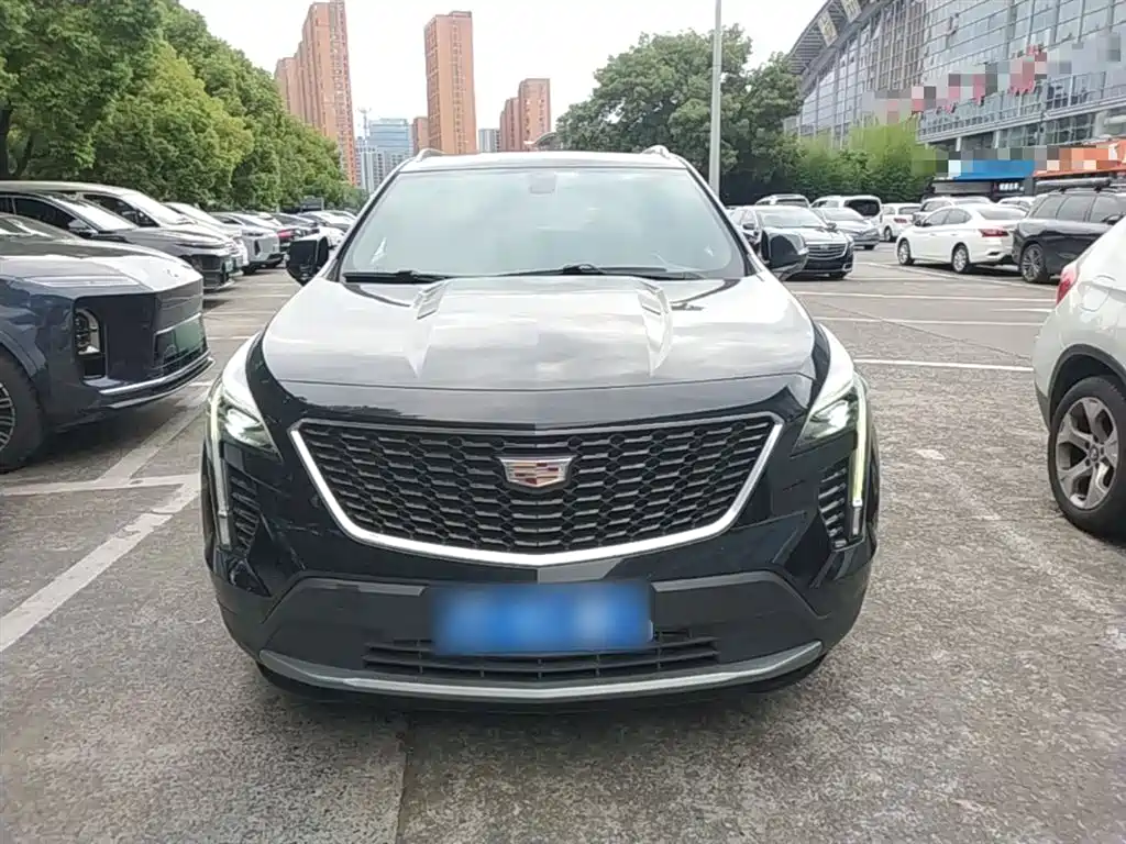 Cadillac XT4 — фото 3