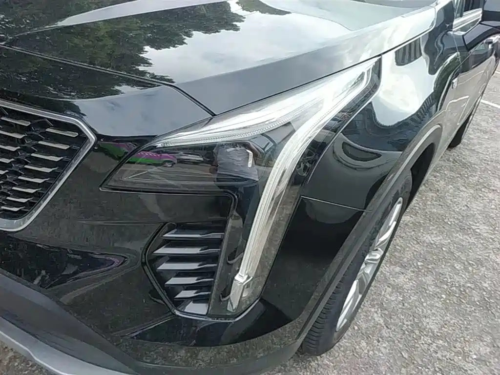 Cadillac XT4 — фото 24