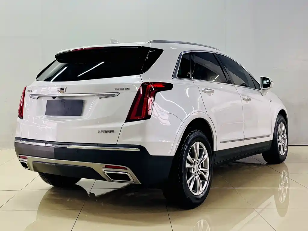 Cadillac XT5 — фото 6