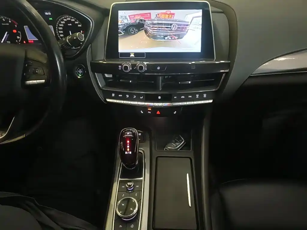 Cadillac CT5 — фото 14