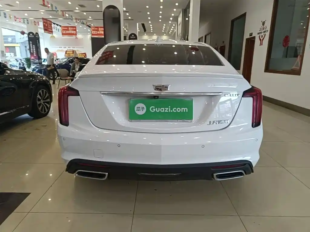 Cadillac CT5 — фото 6