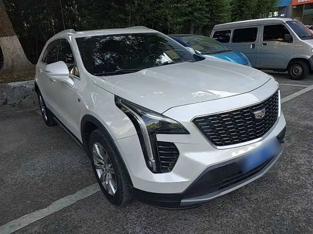 Cadillac XT4 — фото 22