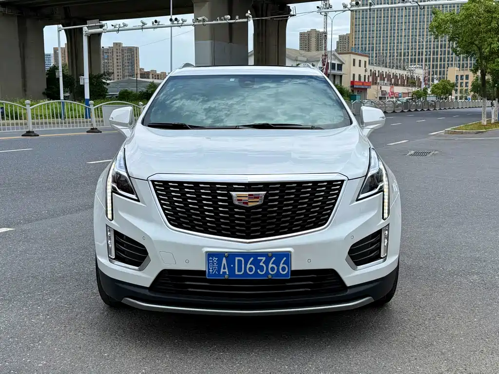 Cadillac XT5 — фото 2