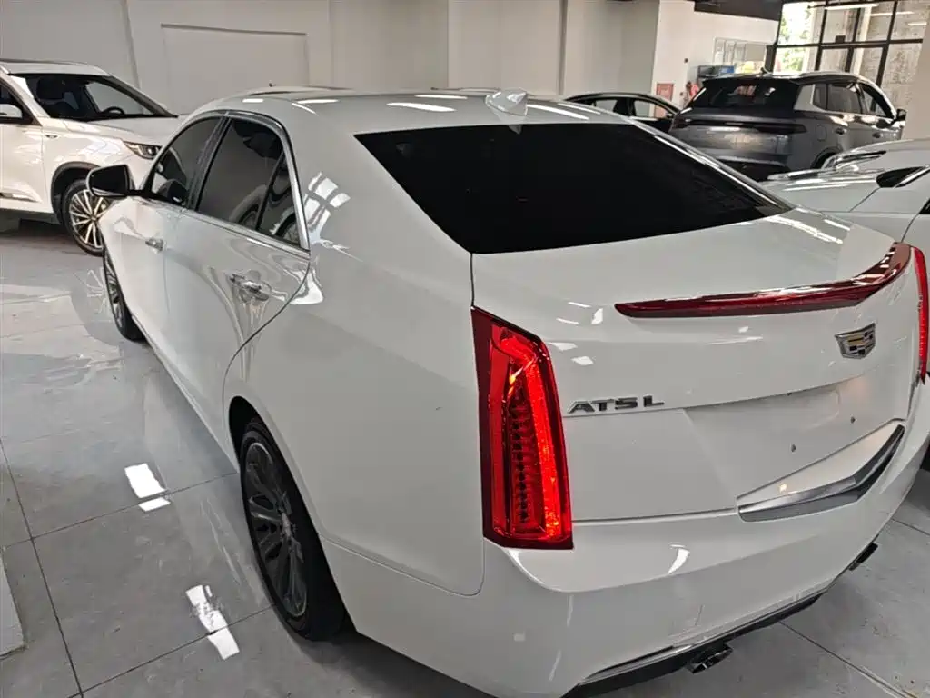 Cadillac ATS-L — фото 23