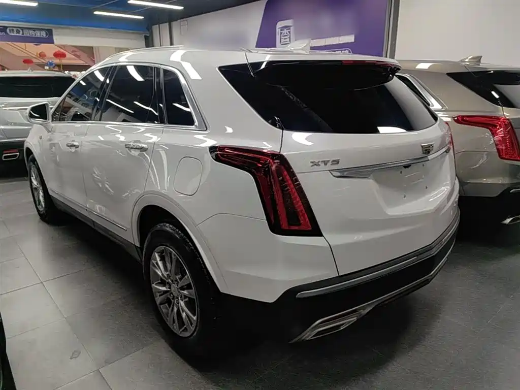 Cadillac XT5 — фото 5