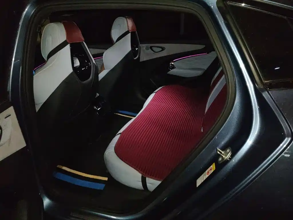 BYD Seal — фото 13