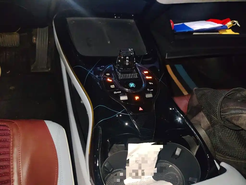 BYD Seal — фото 10
