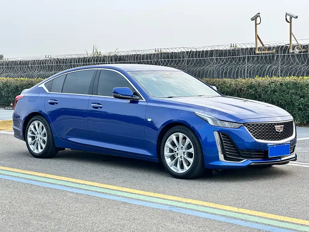 Cadillac CT5 — фото 3