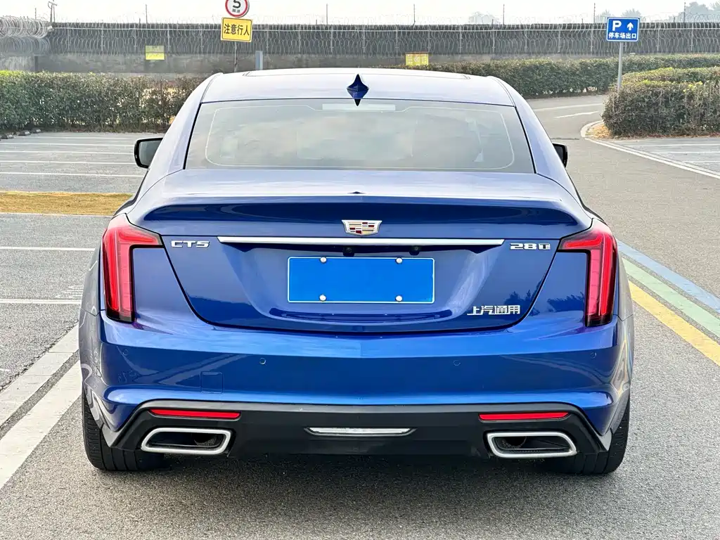 Cadillac CT5 — фото 4