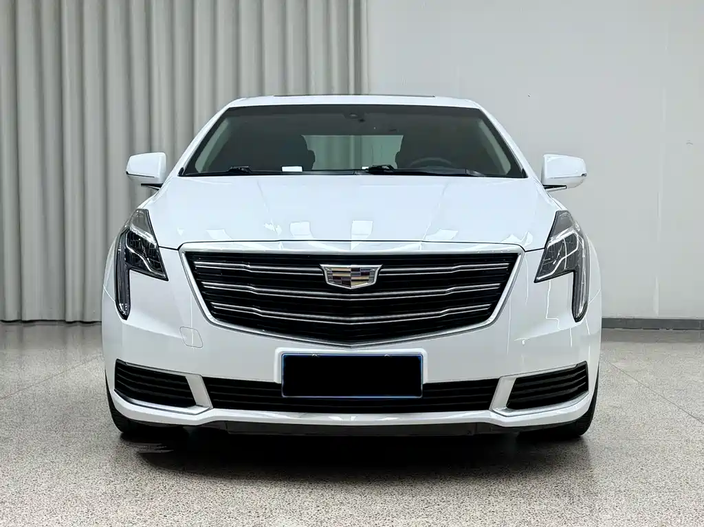 Cadillac XTS — фото 2
