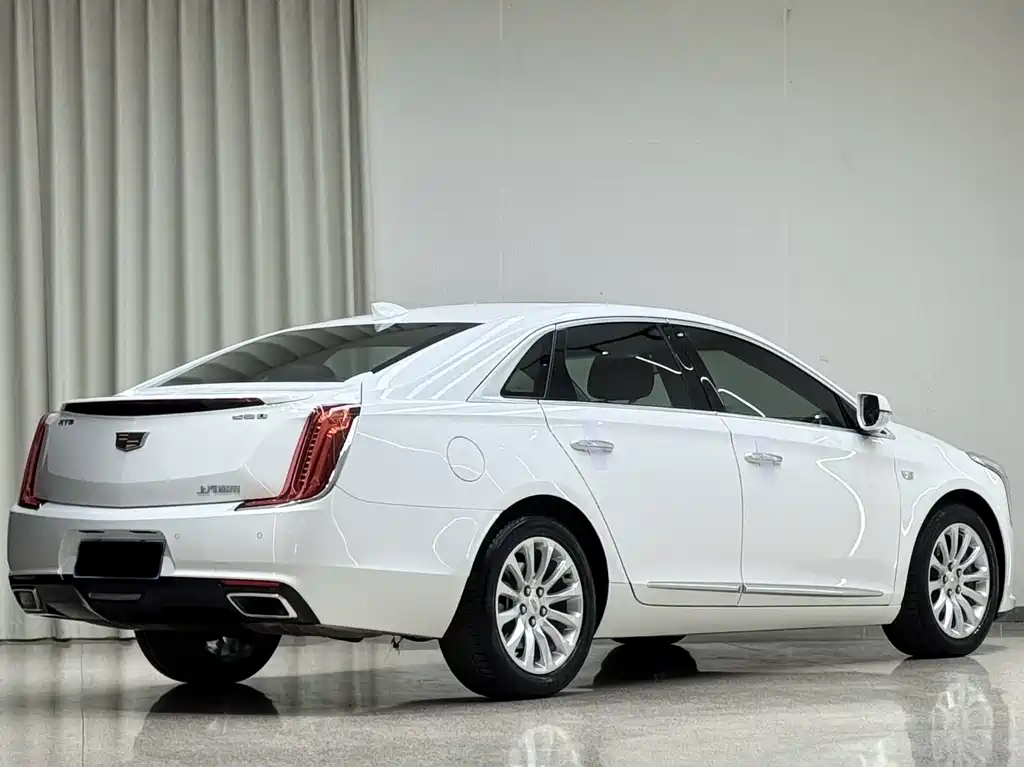 Cadillac XTS — фото 6