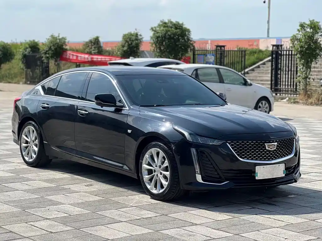 Cadillac CT5 — фото 3
