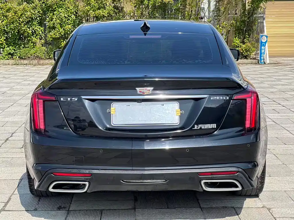 Cadillac CT5 — фото 5
