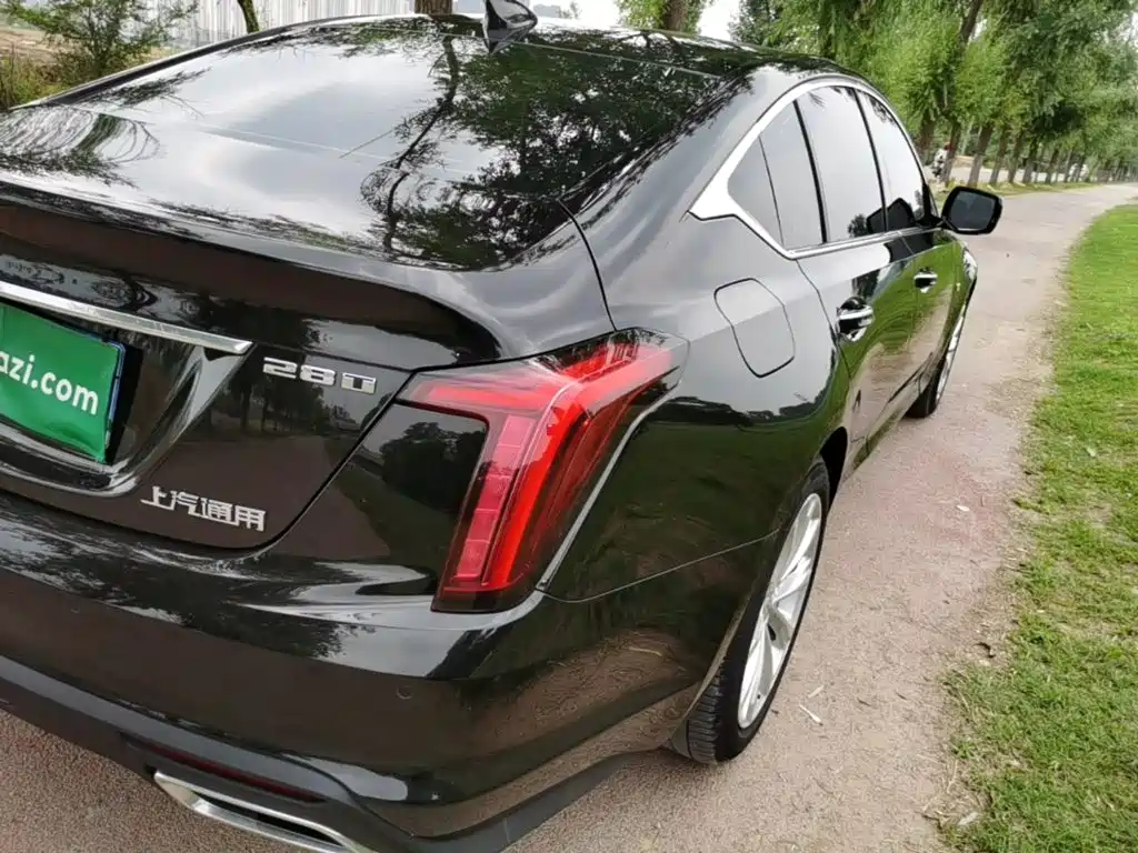 Cadillac CT5 — фото 24