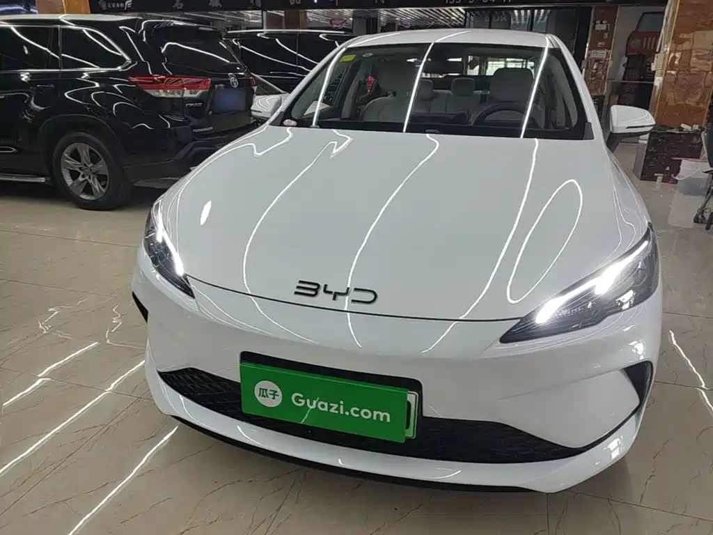 BYD Seal 05 DM-i — фото 2