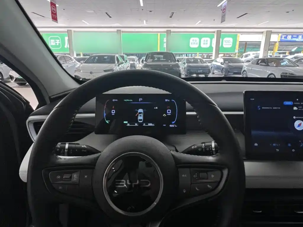 BYD Seal 05 DM-i — фото 2