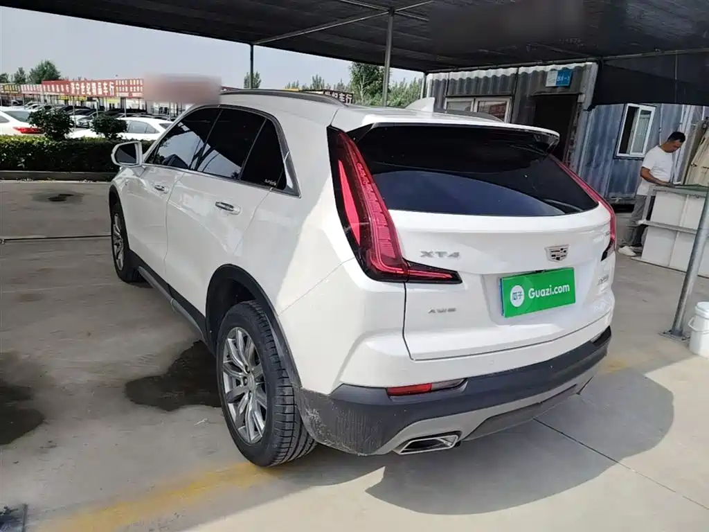 Cadillac XT4 — фото 5