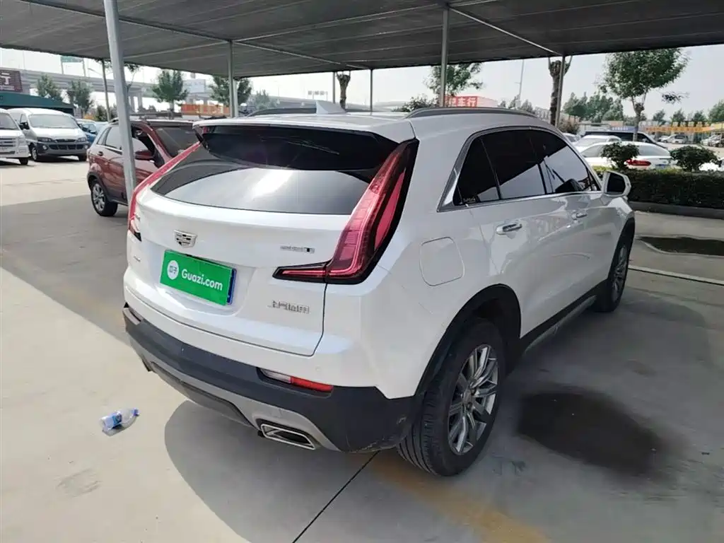 Cadillac XT4 — фото 7