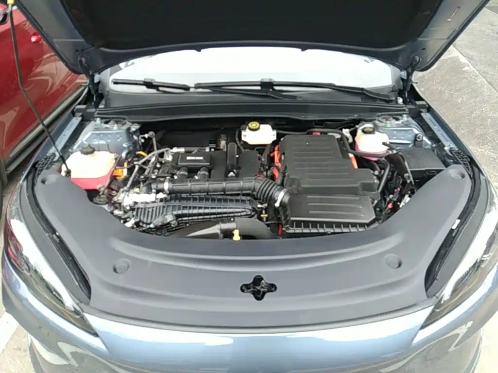 BYD Seal 05 DM-i — фото 19
